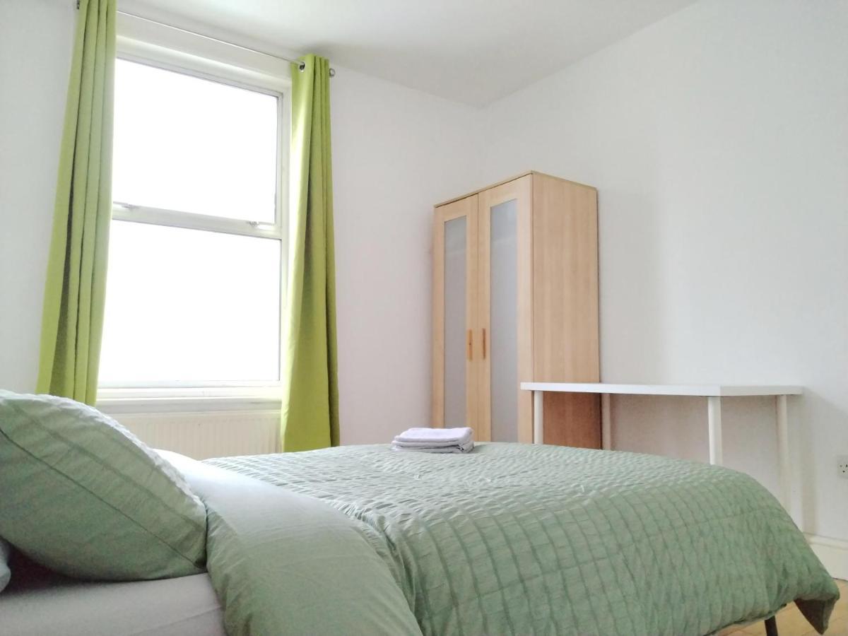 Cosy Rooms Near Canary Wharf & The O2 Londra Dış mekan fotoğraf