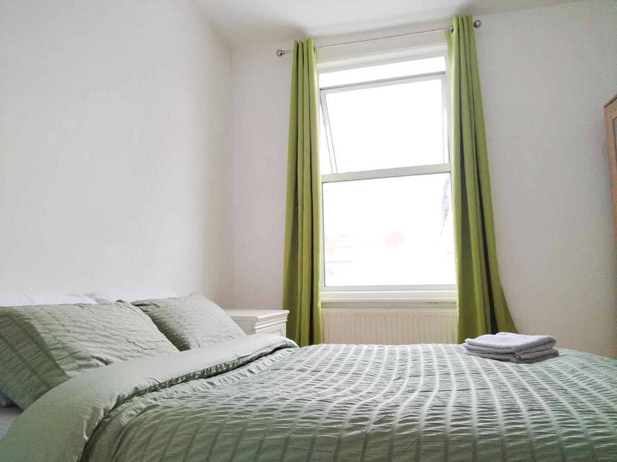 Cosy Rooms Near Canary Wharf & The O2 Londra Dış mekan fotoğraf